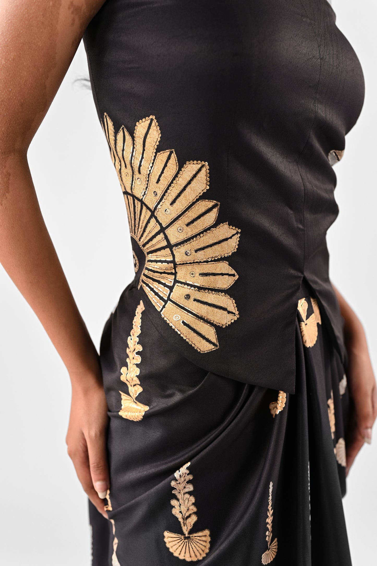 Foil Print Off-Shoulder Draped Skirt Set